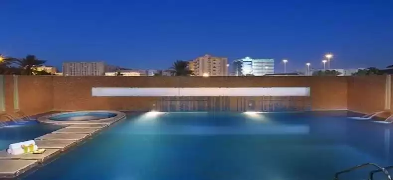 Wohn Klaar eigendom 3 Schlafzimmer F/F Wohnung  zu vermieten in Al Sadd , Doha #12154 - 1  image 